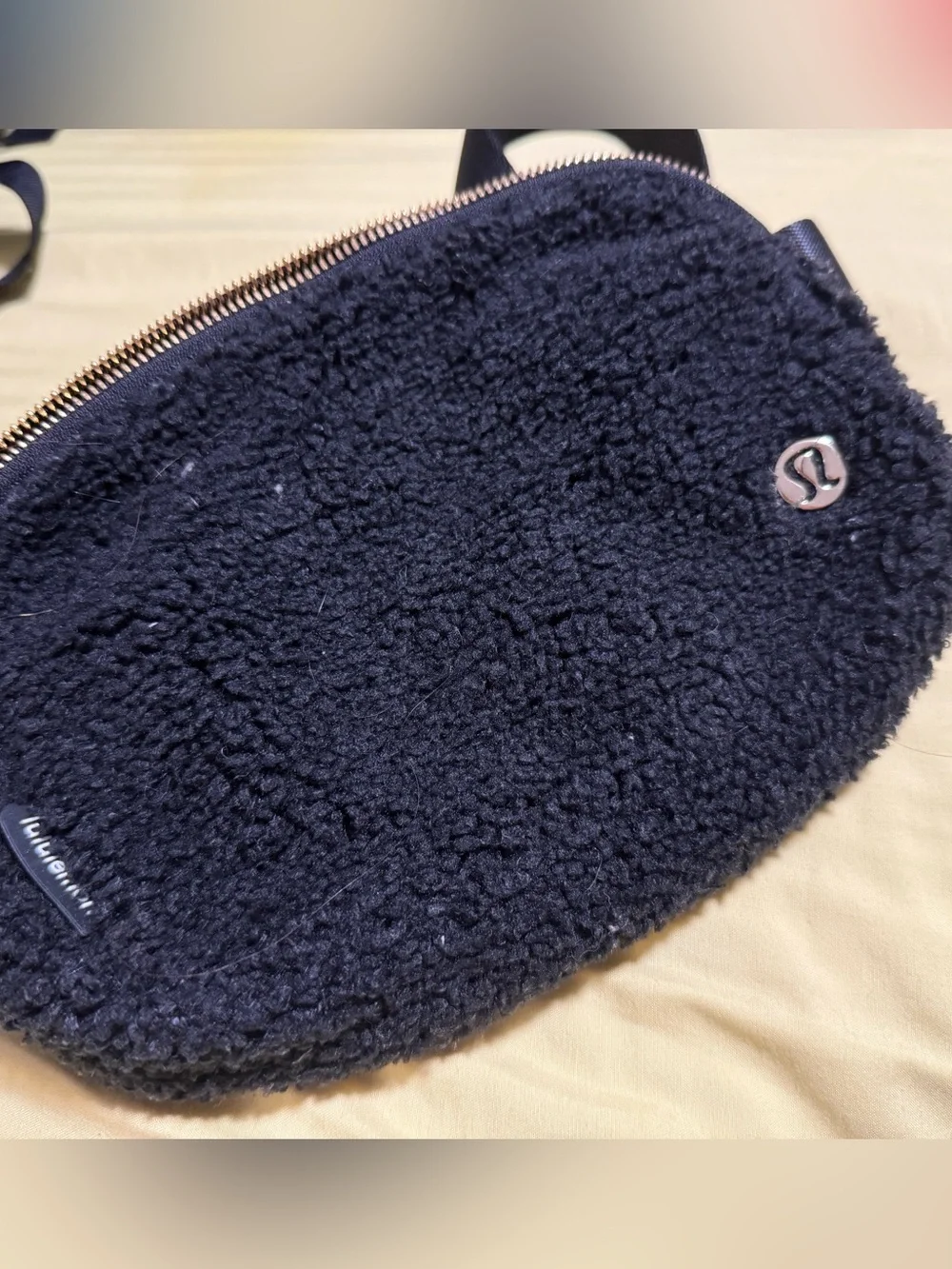 lululemon athletica black Sherpa Crossbody Belt Bag